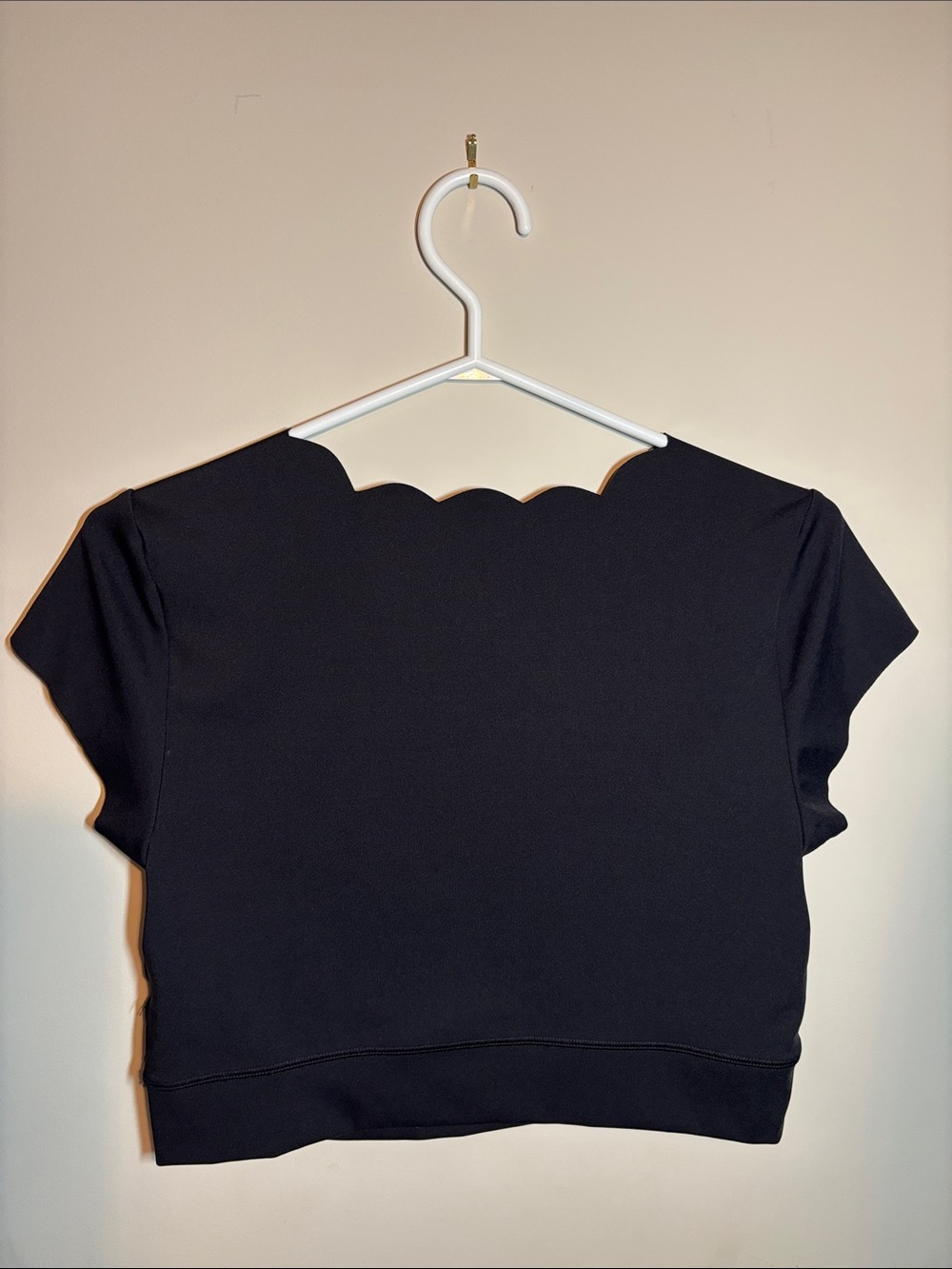 aerie Black Scallop-Neck Crop Tee - Picture 2 of 4